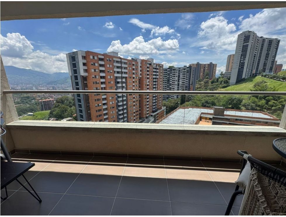 Venta Apartamento Loma de las Brujas