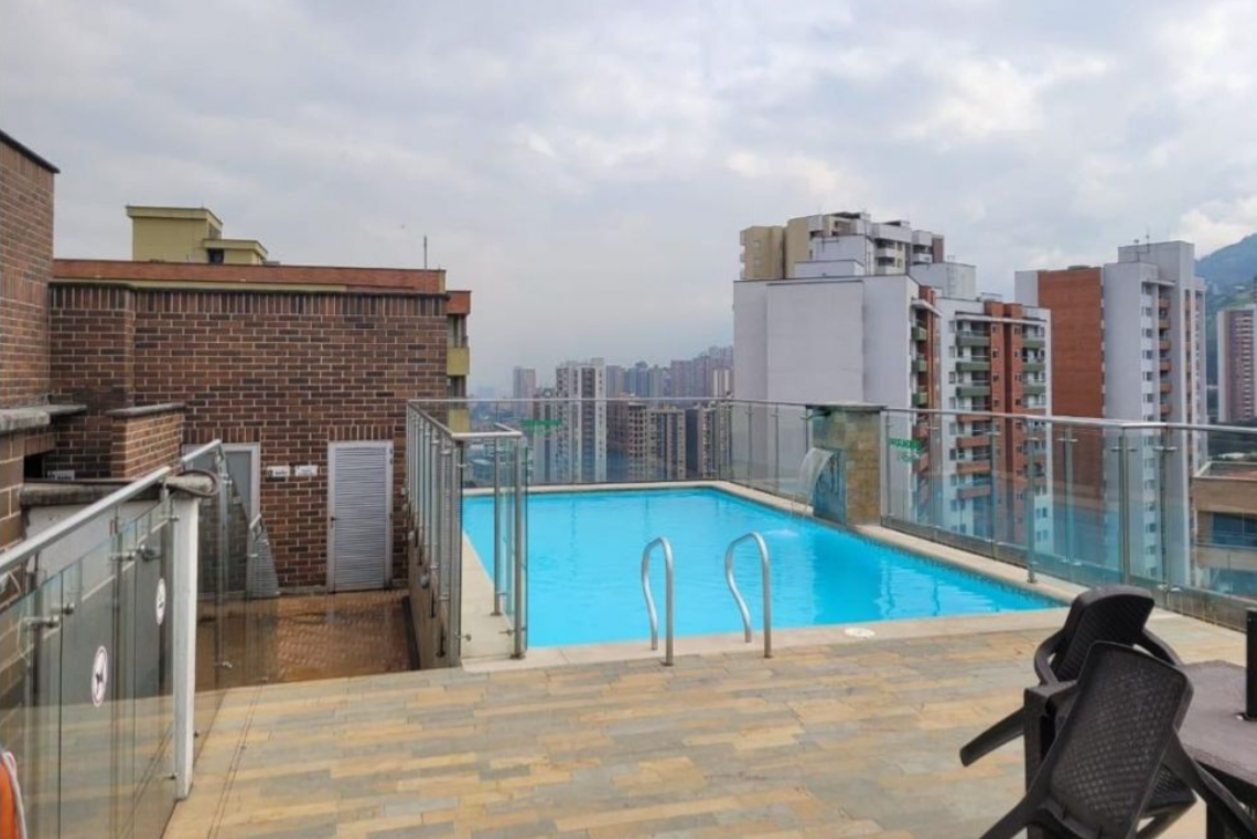 Cómodo Apartamento- Sabaneta Loma Linda Aves Maria