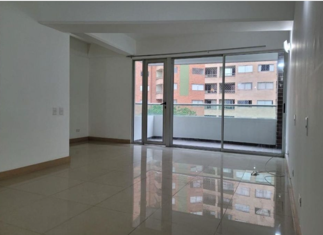 Cómodo Apartamento- Sabaneta Loma Linda Aves Maria