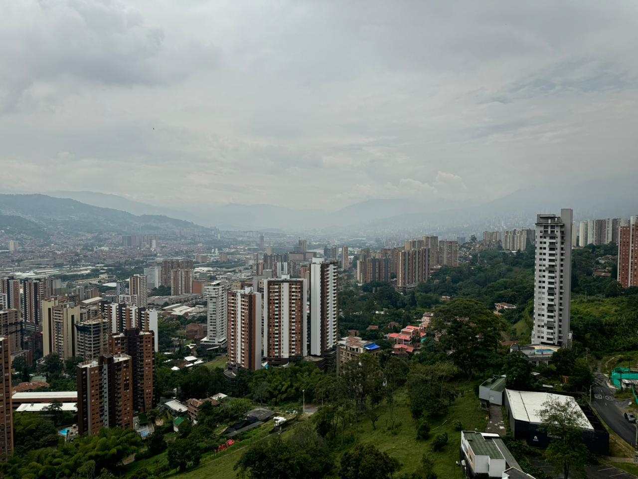 Apartamento Sabaneta  Excelente Ubicación